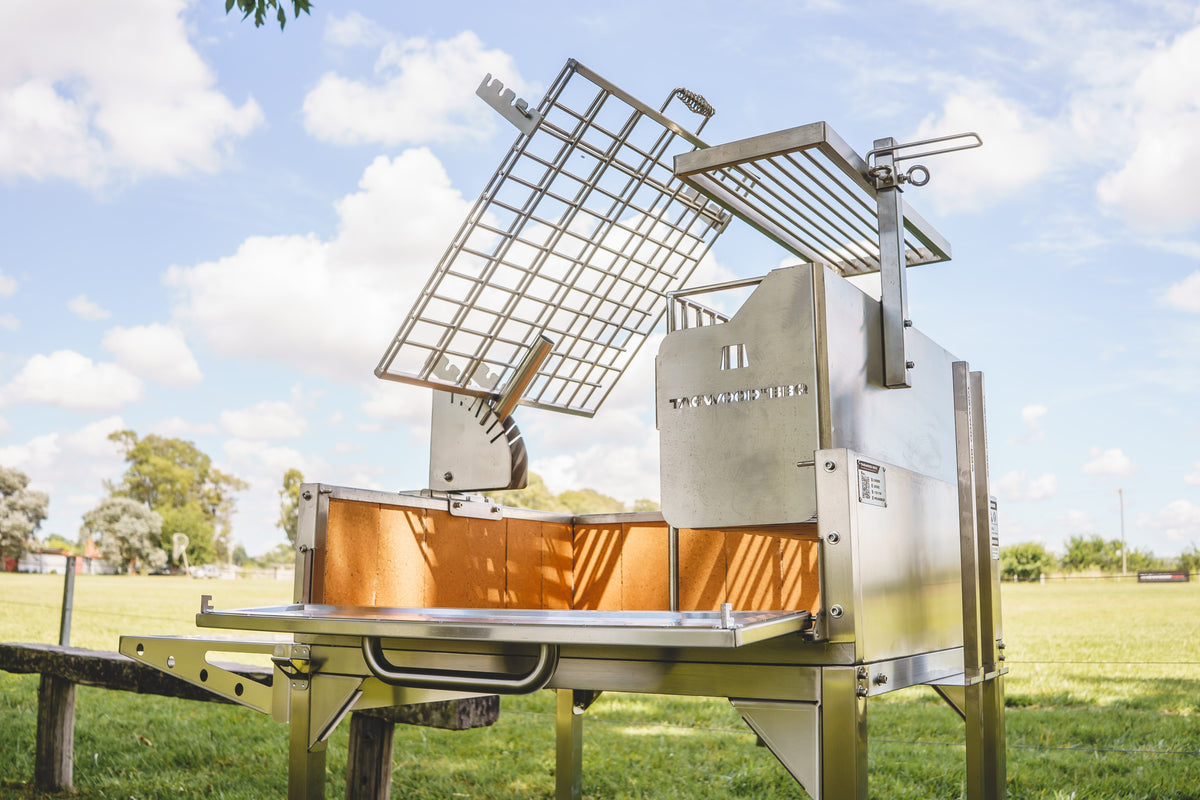 TAGWOOD BBQ33SS - FREESTANDING ARGENTINE CHARCOAL GAUCHO GRILL WITH FIREBOX